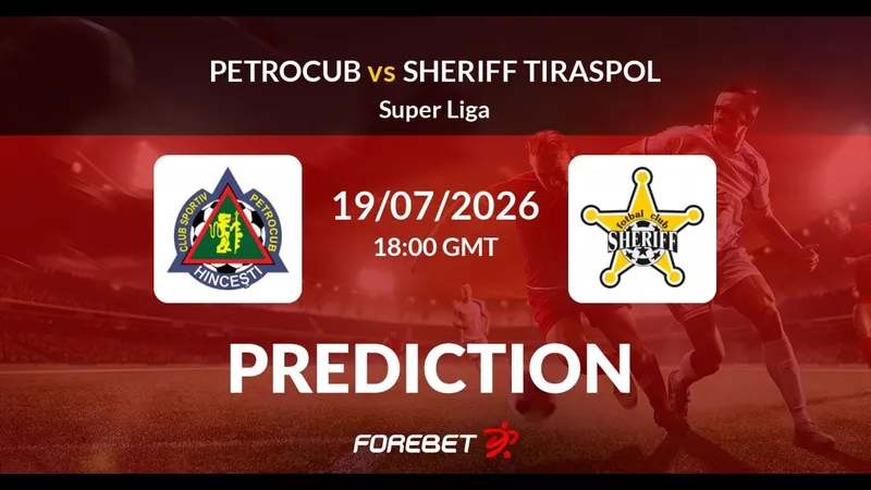 Cầu thủ của Petrocub và Sheriff Tiraspol đang tranh chấp bóng trên sân Cầu thủ của Petrocub và Sheriff Tiraspol đang tranh chấp bóng trên sân